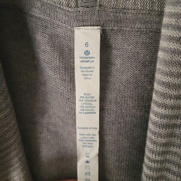 Lululemon Iconic Wrap, size 6 - Picture 2 of 8